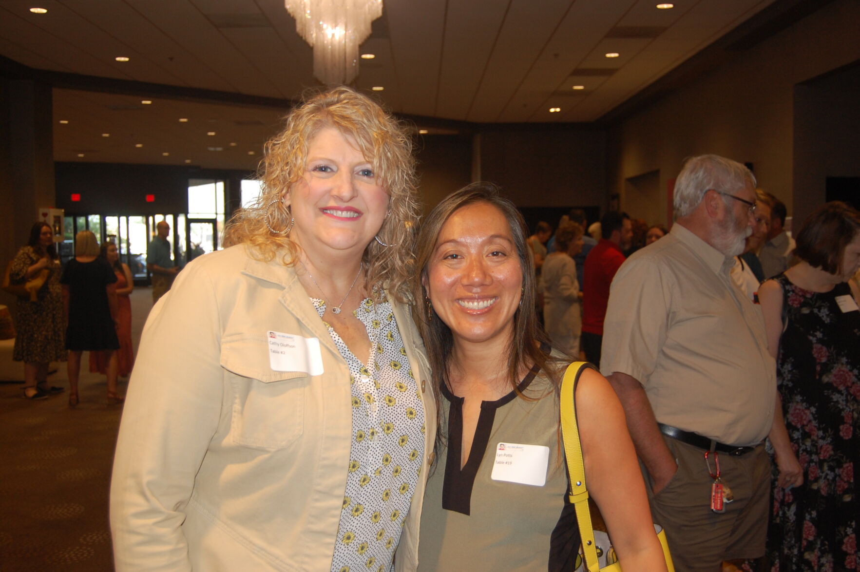 Cathy Oloffson, Lyn Potts